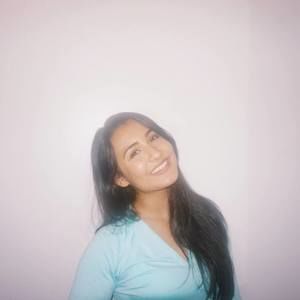 Meet your Posher, Ana